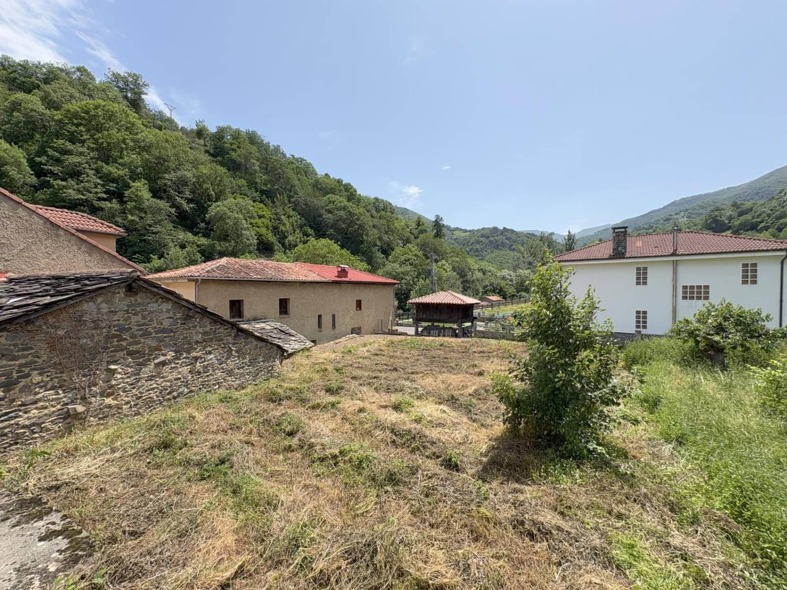 12 sovrum Villa till salu i Aller - 220 000 € (Ref: 9806835)