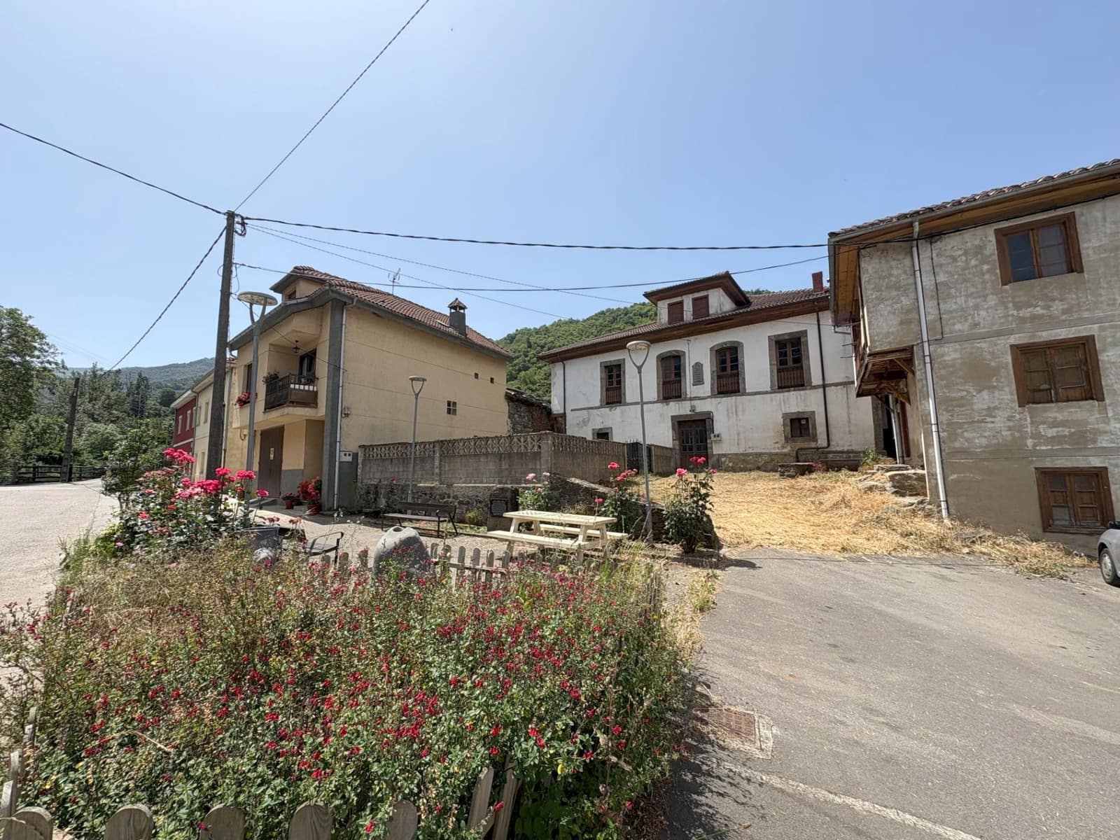 12 sypialnia Willa na sprzedaż w Aller - 220 000 € (Ref: 9806835)