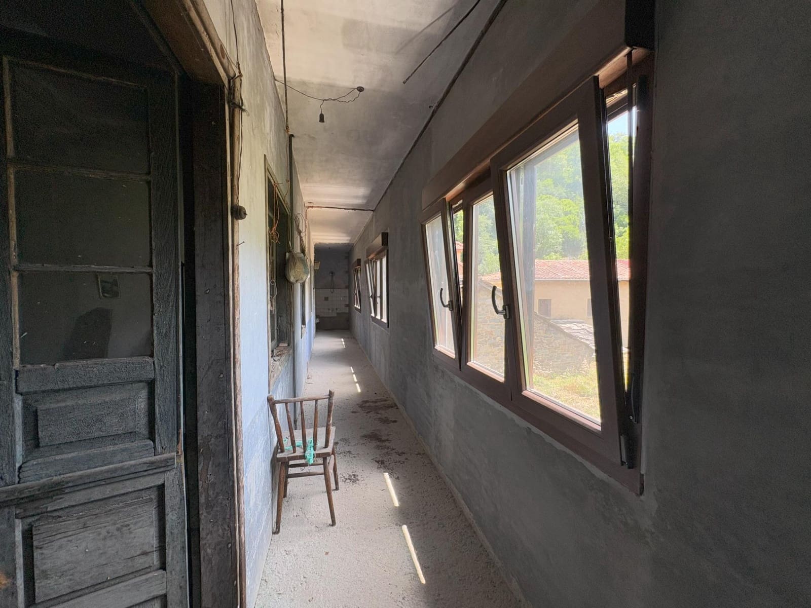 12 sypialnia Willa na sprzedaż w Aller - 220 000 € (Ref: 9806835)