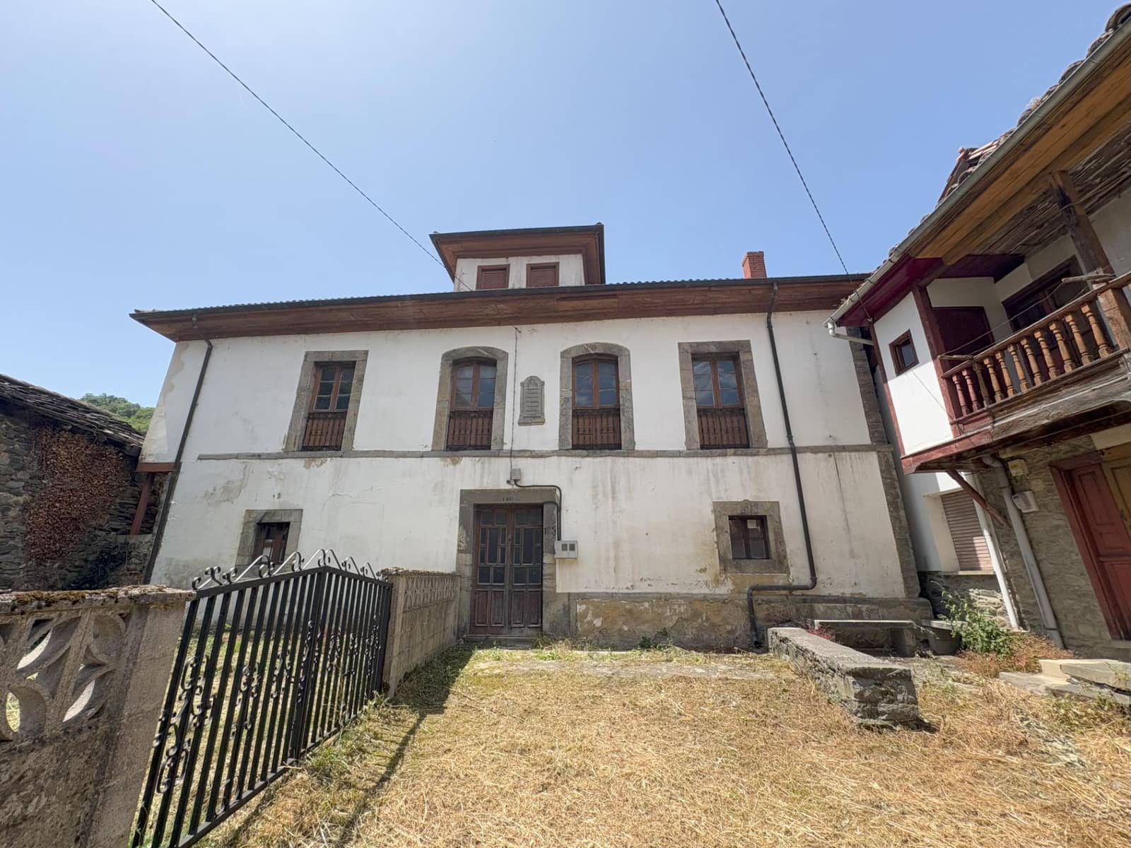 12 sypialnia Willa na sprzedaż w Aller - 220 000 € (Ref: 9806835)