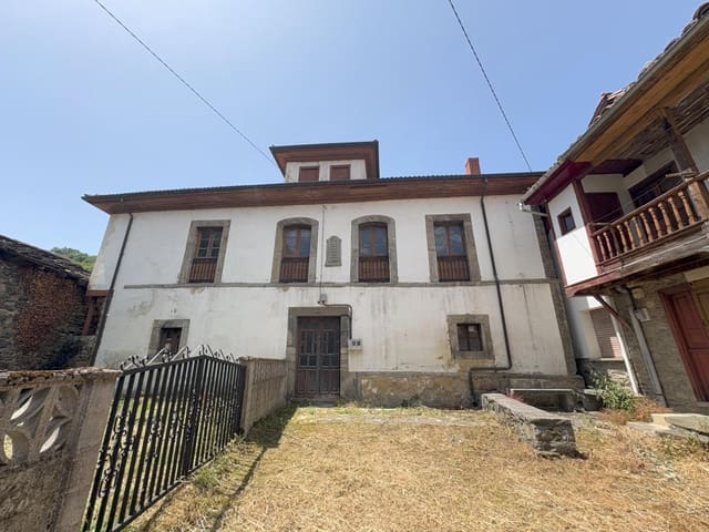 12 bedroom Villa for sale in Aller - € 220,000 (Ref: 9806835)