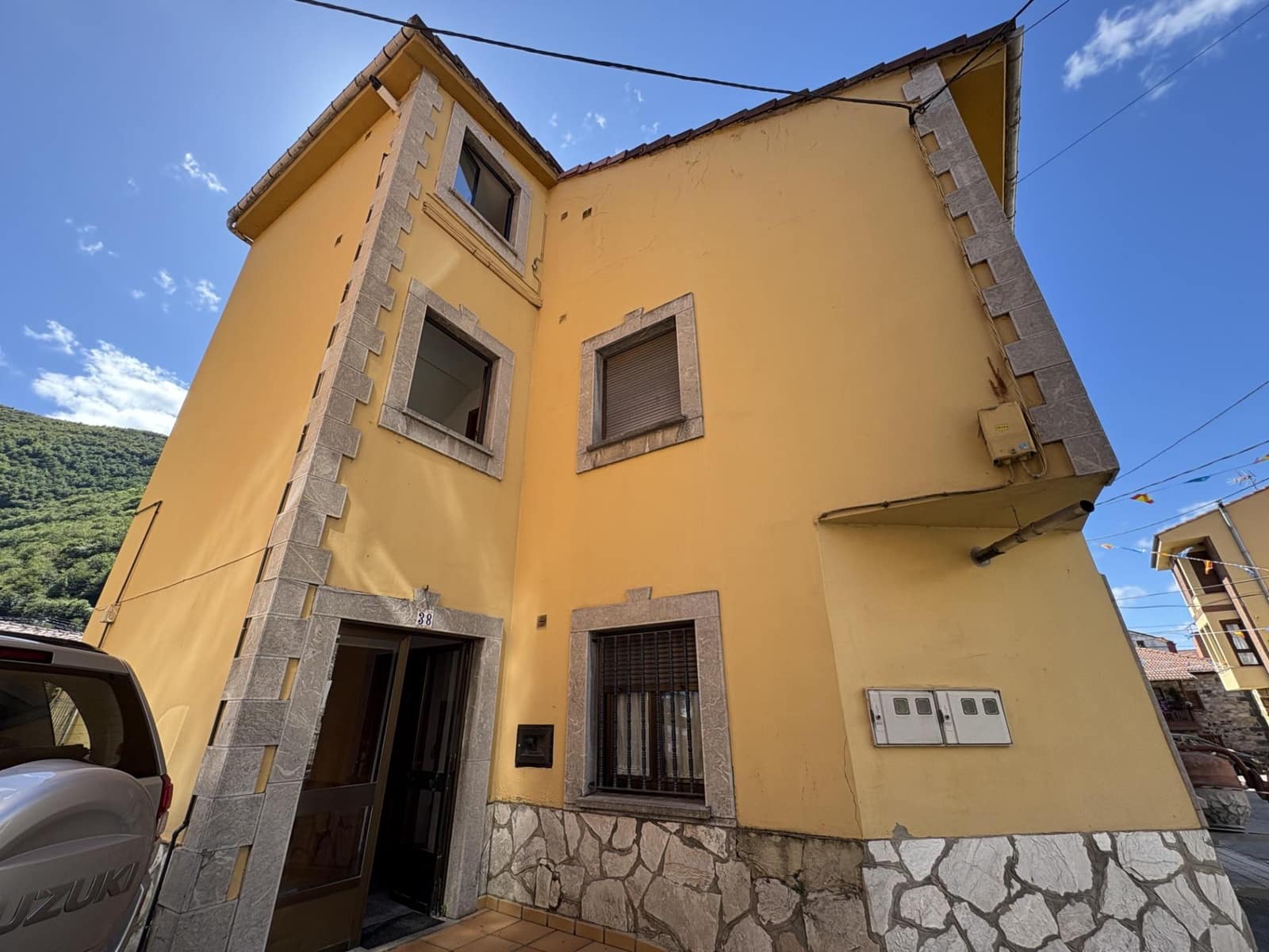 6 chambre Maison de Ville à vendre à Aller - 200 000 € (Ref: 9806836)