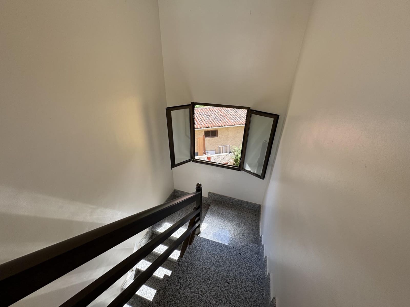 6 chambre Maison de Ville à vendre à Aller - 200 000 € (Ref: 9806836)