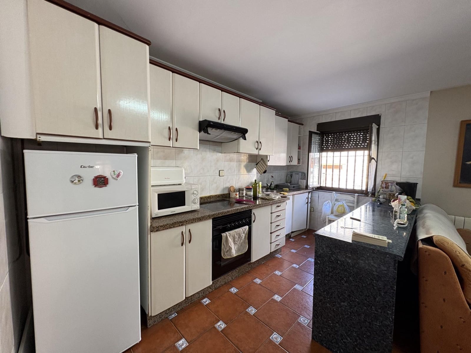 6 bedroom Townhouse for sale in Aller - € 200,000 (Ref: 9806836)