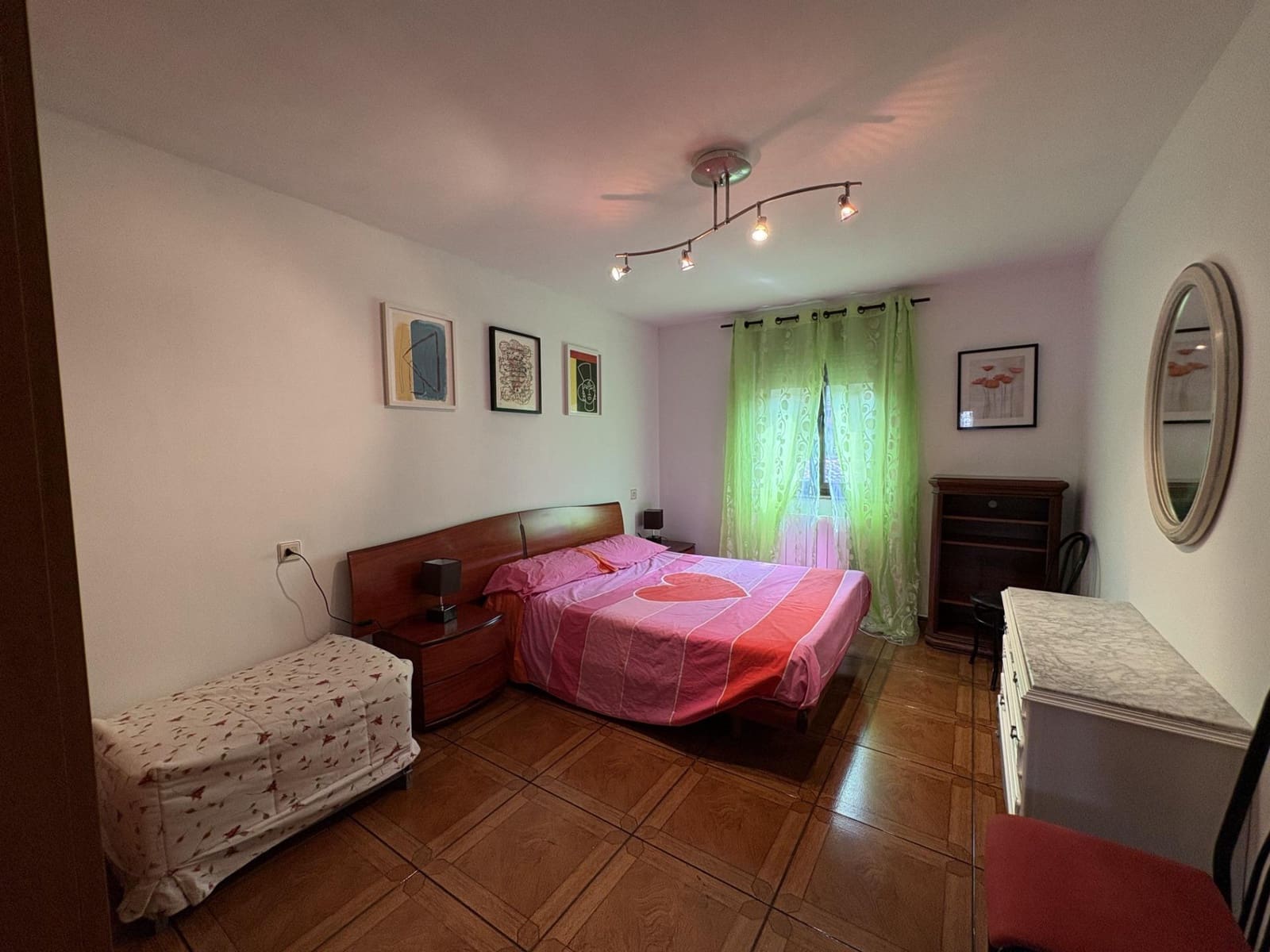 6 bedroom Townhouse for sale in Aller - € 200,000 (Ref: 9806836)