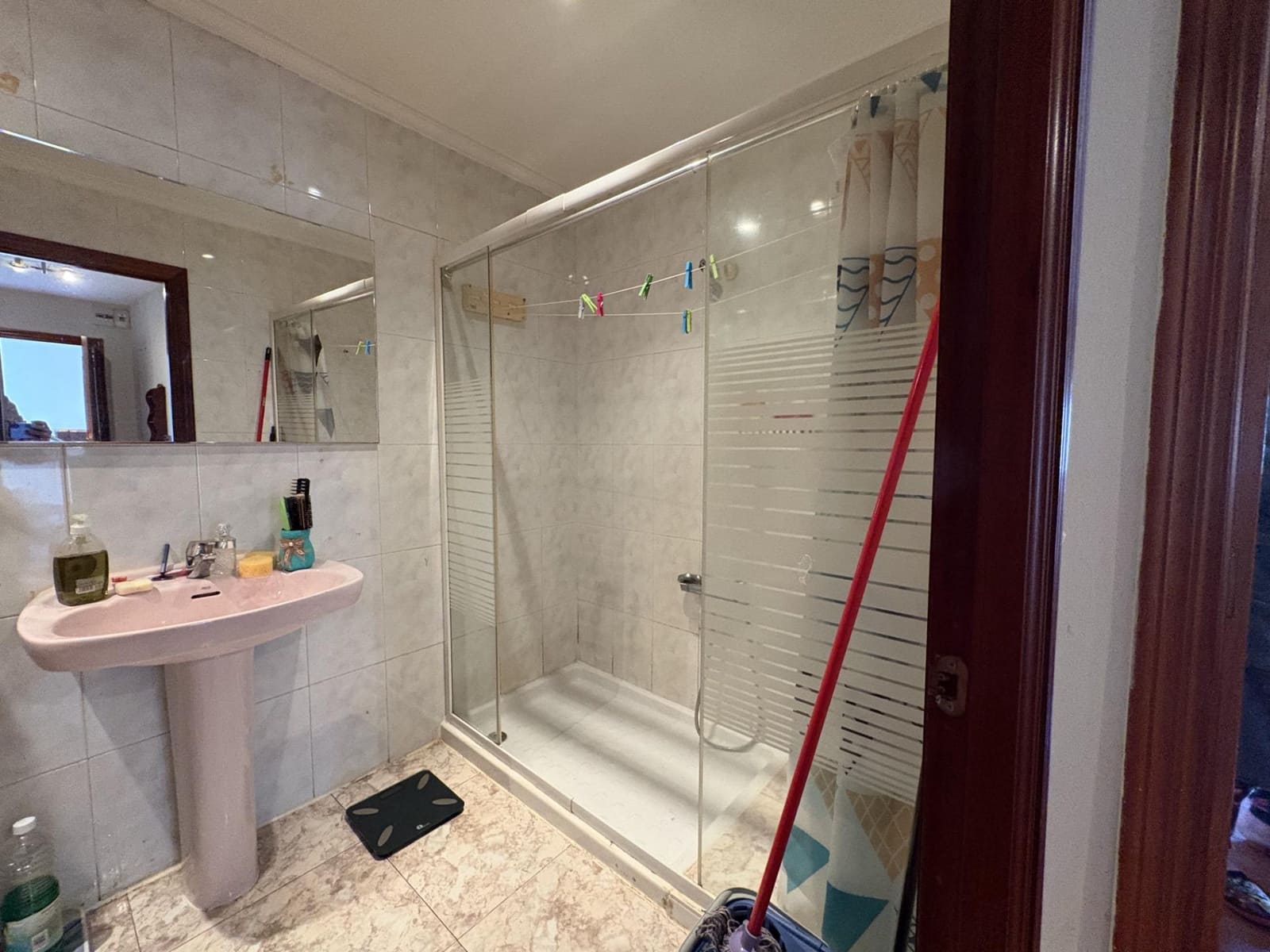 6 bedroom Townhouse for sale in Aller - € 200,000 (Ref: 9806836)