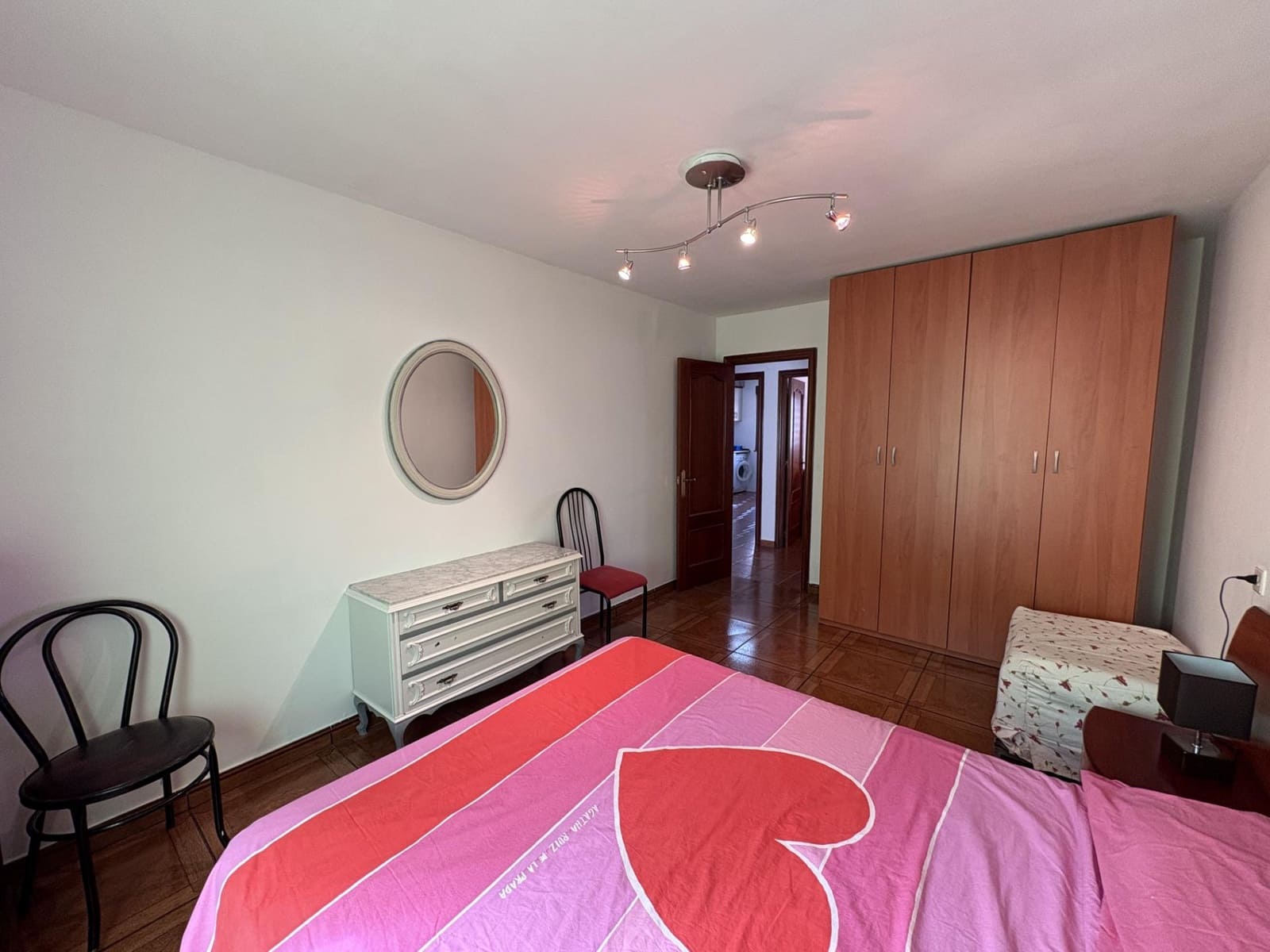6 bedroom Townhouse for sale in Aller - € 200,000 (Ref: 9806836)