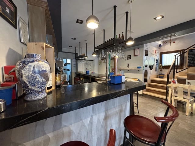 3 chambre Entreprise à vendre à Siero - 370 000 € (Ref: 9806837)