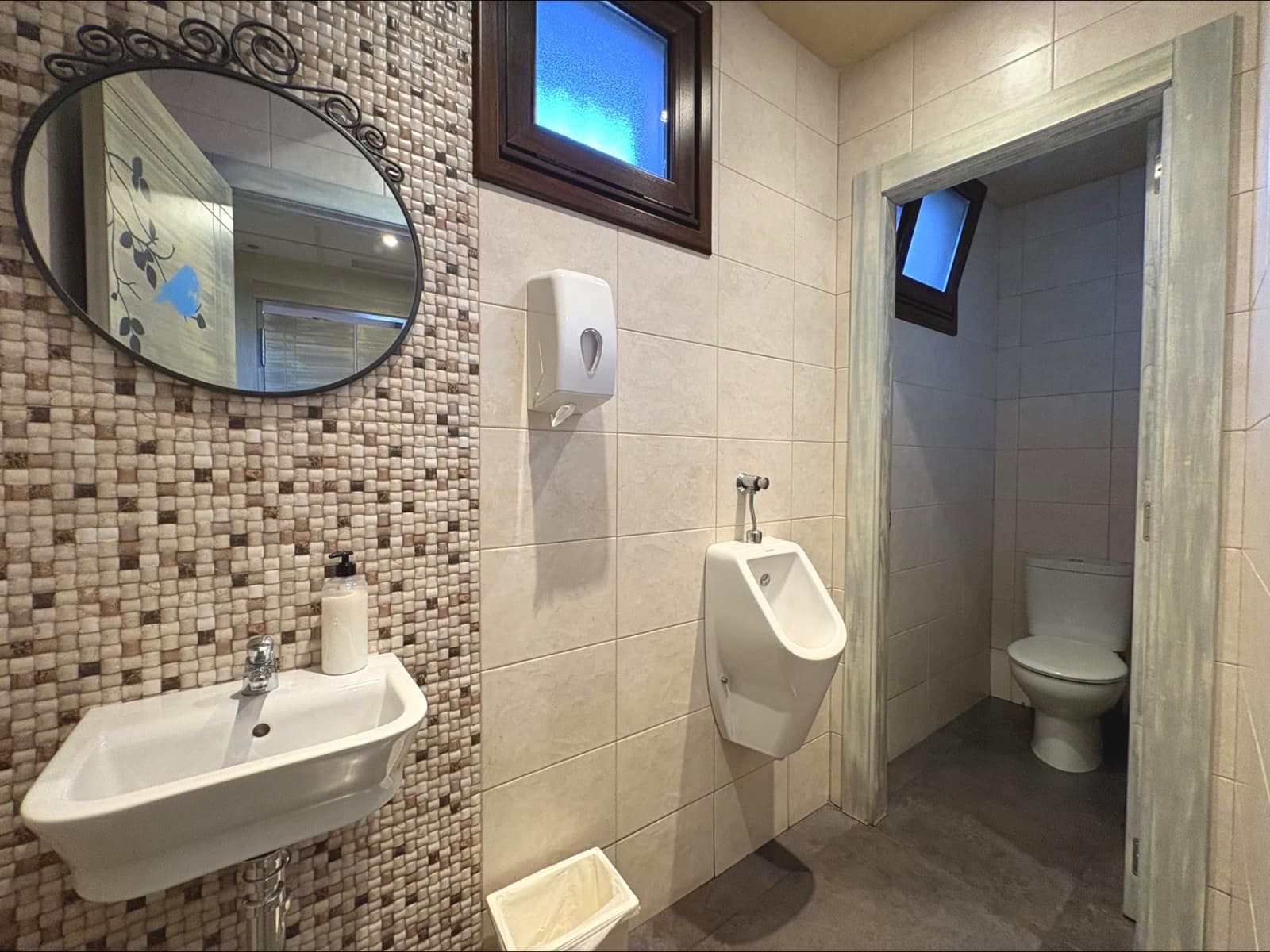 3 chambre Entreprise à vendre à Siero - 370 000 € (Ref: 9806837)