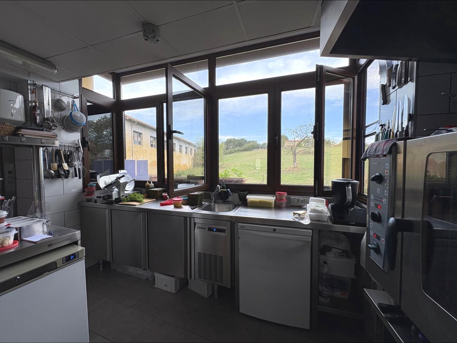 3 chambre Entreprise à vendre à Siero - 370 000 € (Ref: 9806837)