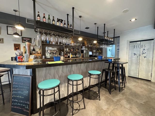 3 chambre Entreprise à vendre à Siero - 370 000 € (Ref: 9806837)