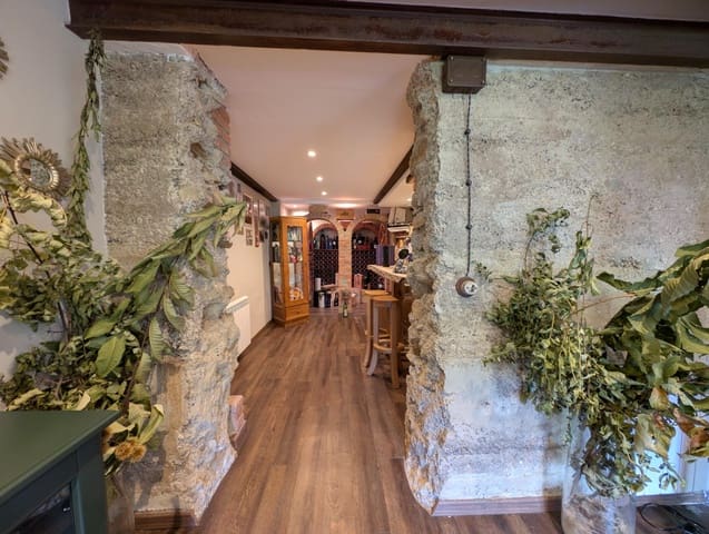 Hotell til salgs i Foz - € 900 000 (Ref: 9806838)
