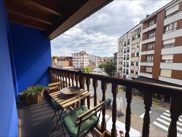 3 bedroom Villa for sale in Siero - € 370,000 (Ref: 9806839)