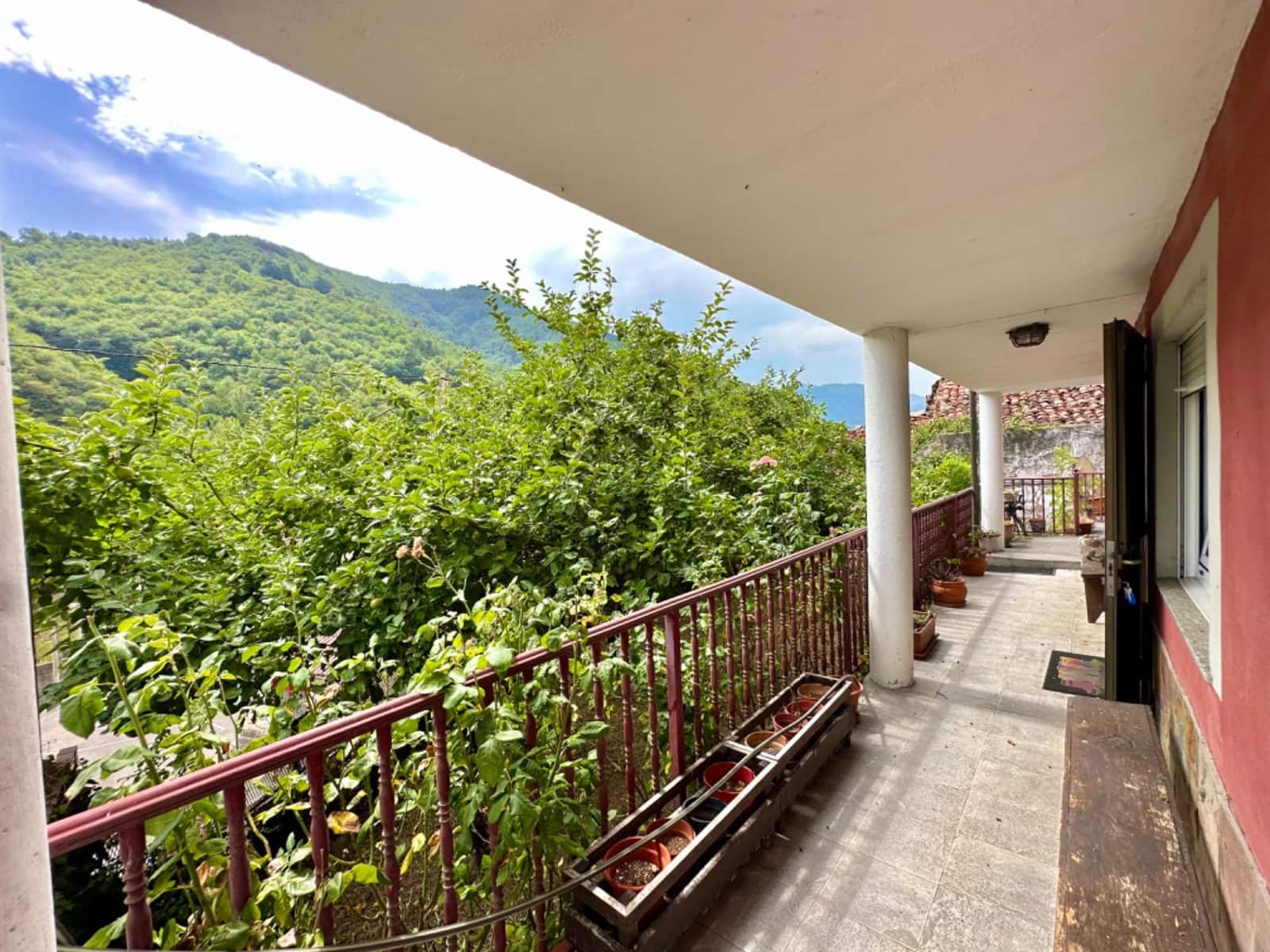 5 sovrum Villa till salu i Aller med garage - 180 000 € (Ref: 9806840)