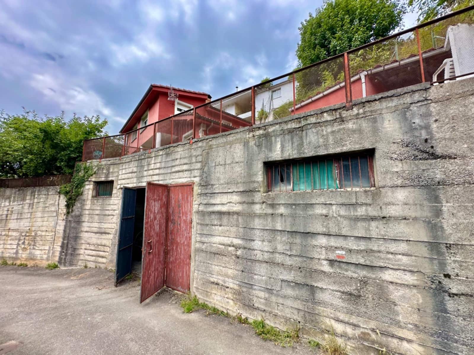 5 sovrum Villa till salu i Aller med garage - 180 000 € (Ref: 9806840)