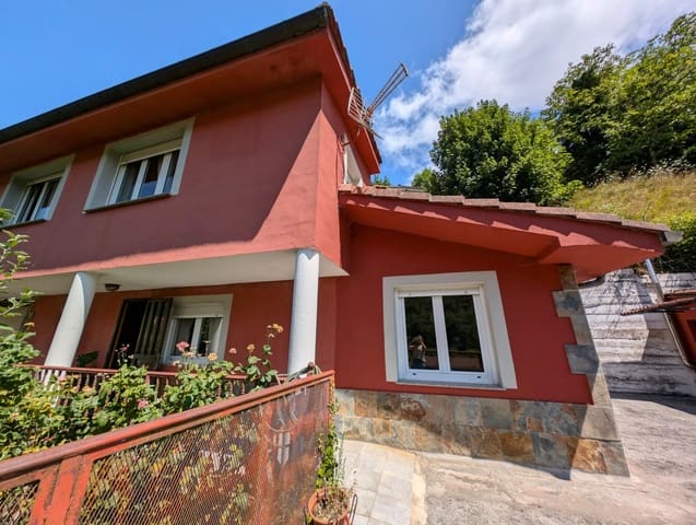 5 soveværelse Villa til salg i Aller med garage - € 159.700 (Ref: 9806840)