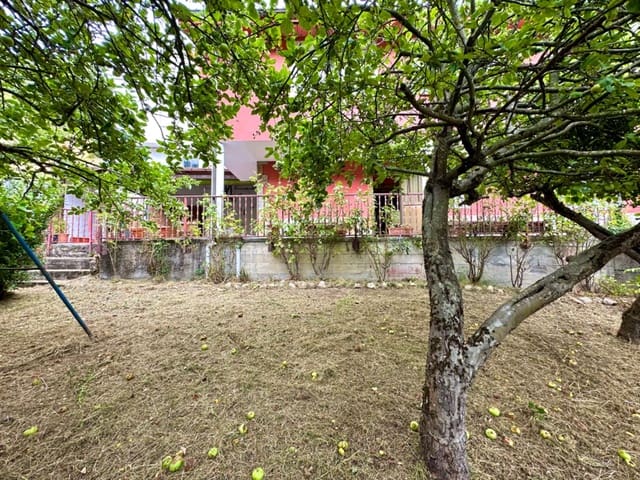 5 soveværelse Villa til salg i Aller med garage - € 159.700 (Ref: 9806840)
