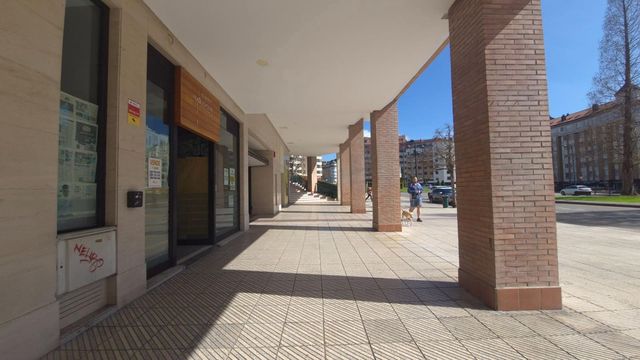 Gewerbe zu verkaufen in Centro Urbano, Oviedo - 199.000 € (Ref: 9813860)