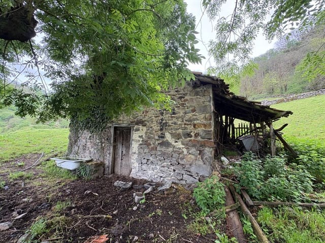 1 bedroom Finca/Country House for sale in Aller - € 30,000 (Ref: 9833899)