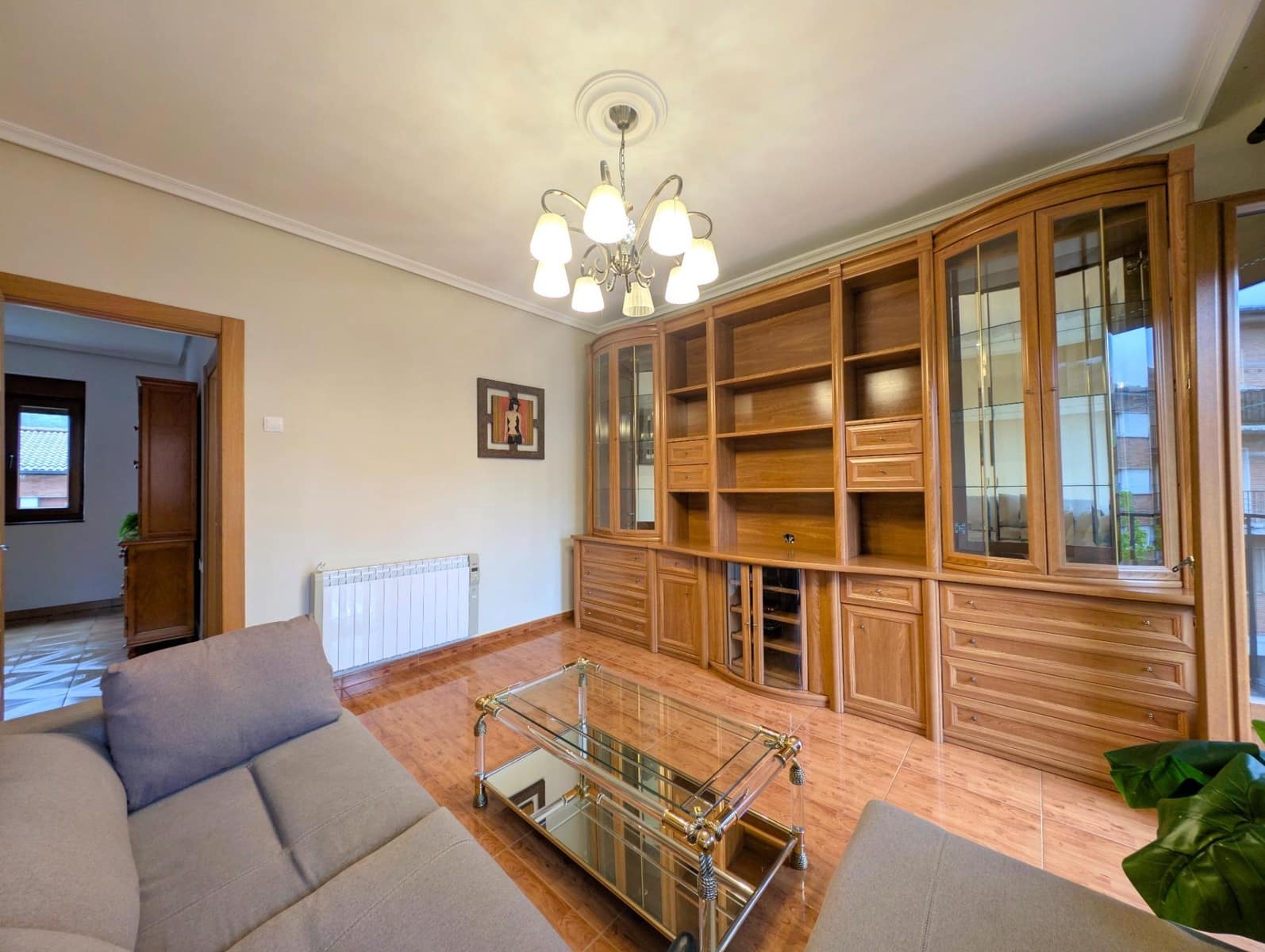Piso de 3 habitaciones en San Martín del Rey Aurelio en venta - 74.000 € (Ref: 9839513)