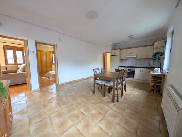 Piso de 3 habitaciones en San Martín del Rey Aurelio en venta - 74.000 € (Ref: 9839513)