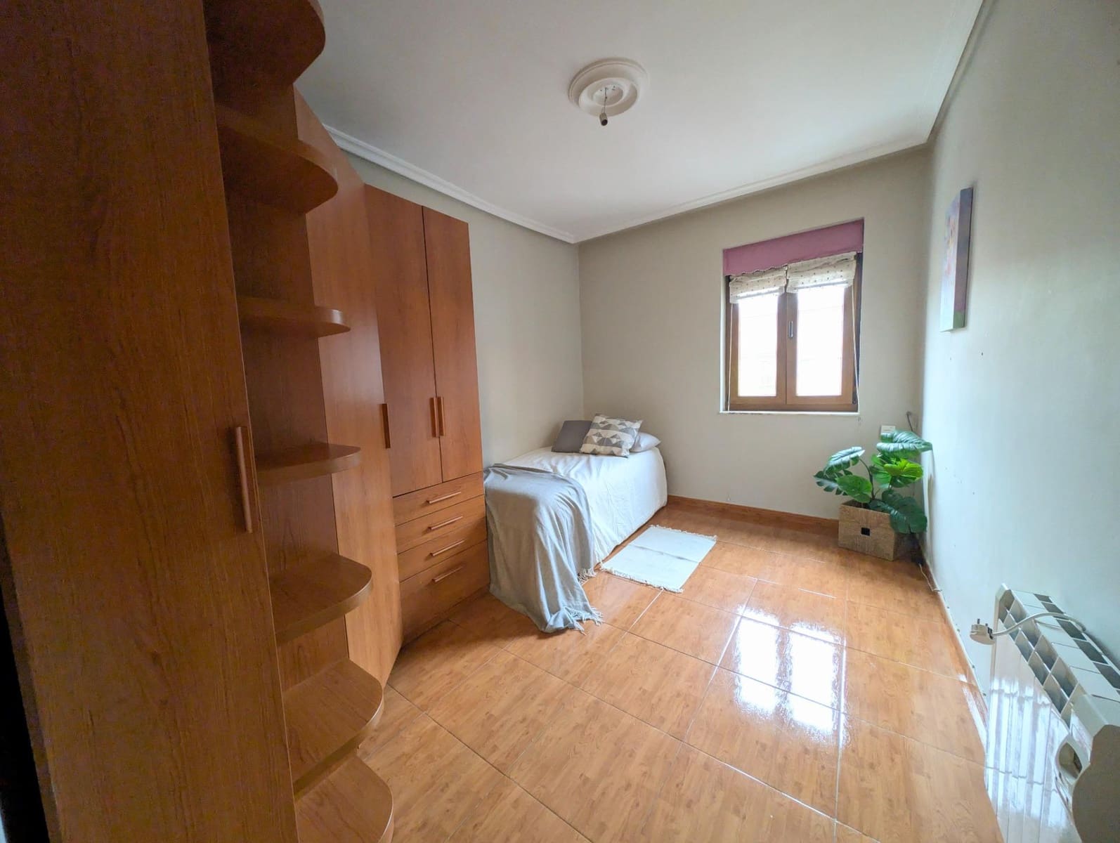 Piso de 3 habitaciones en San Martín del Rey Aurelio en venta - 74.000 € (Ref: 9839513)
