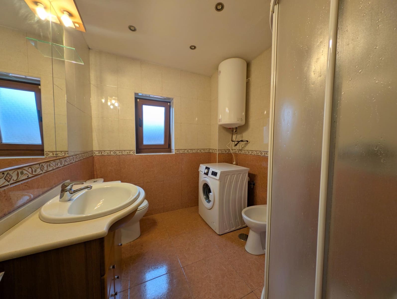 Piso de 3 habitaciones en San Martín del Rey Aurelio en venta - 74.000 € (Ref: 9839513)