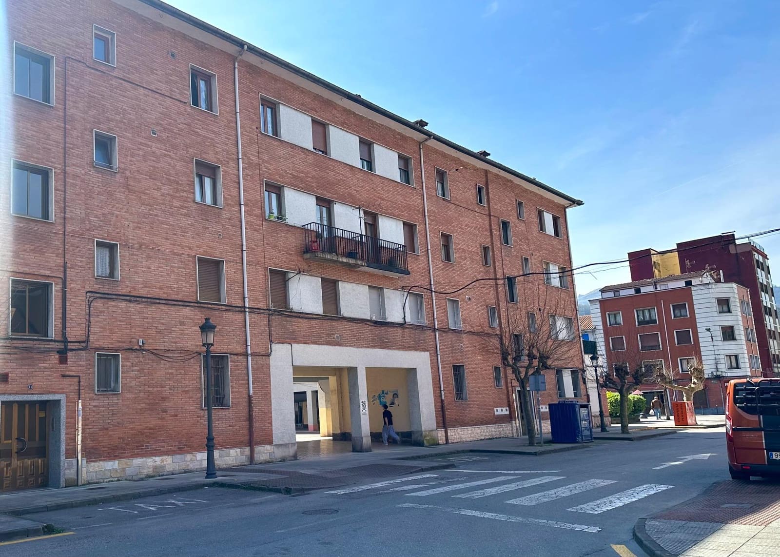 Piso de 3 habitaciones en San Martín del Rey Aurelio en venta - 74.000 € (Ref: 9839513)