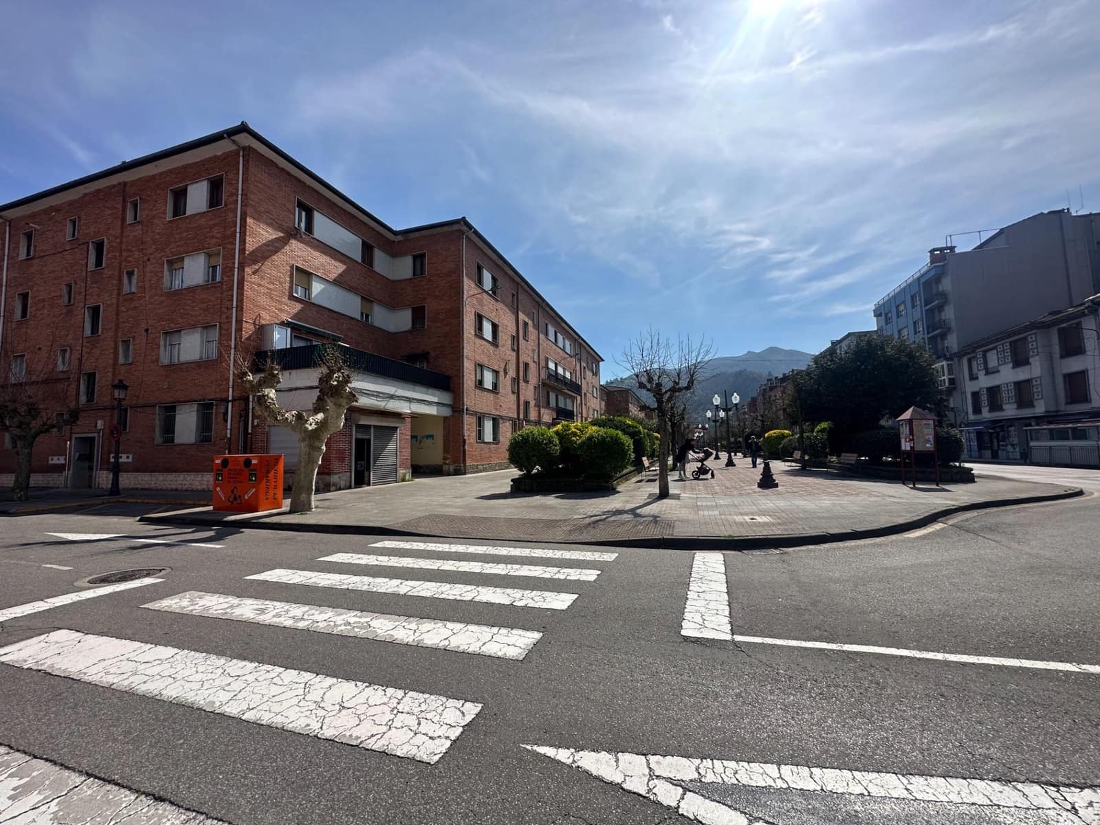 Piso de 3 habitaciones en San Martín del Rey Aurelio en venta - 74.000 € (Ref: 9839513)