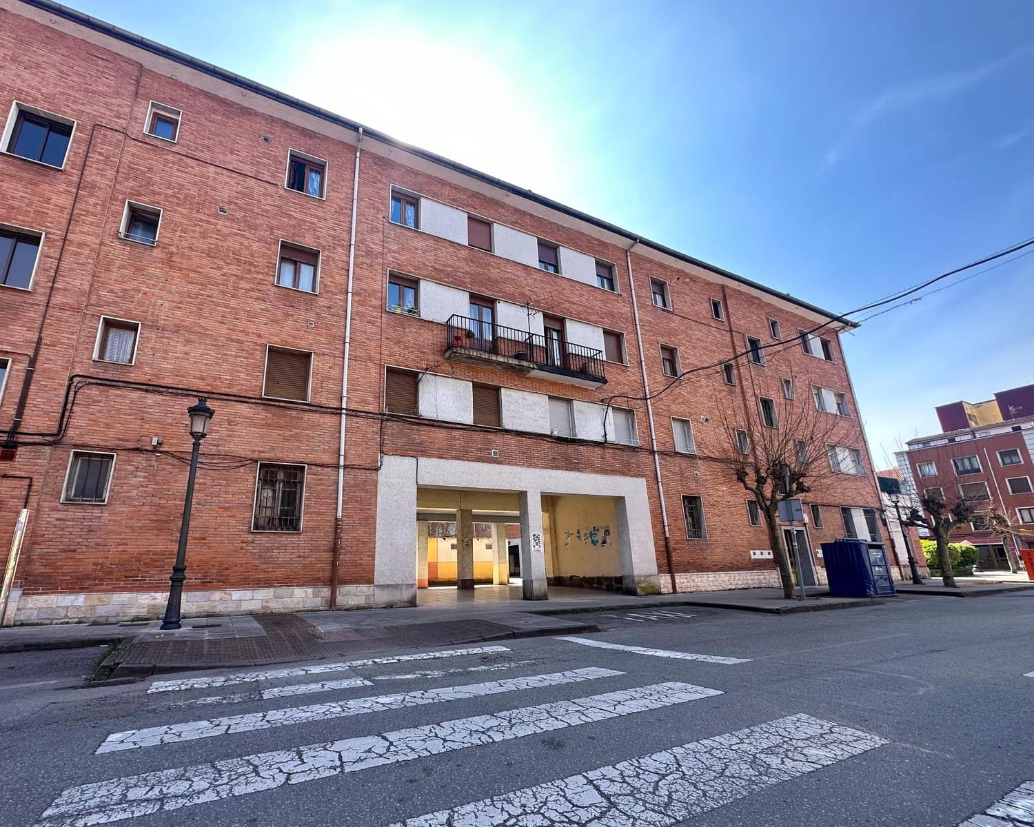 Piso de 3 habitaciones en San Martín del Rey Aurelio en venta - 74.000 € (Ref: 9839513)
