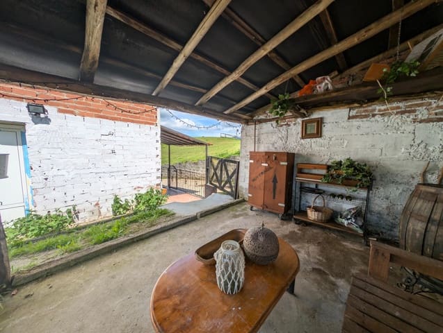 3 bedroom Villa for sale in Laviana with garage - € 159,000 (Ref: 9855673)