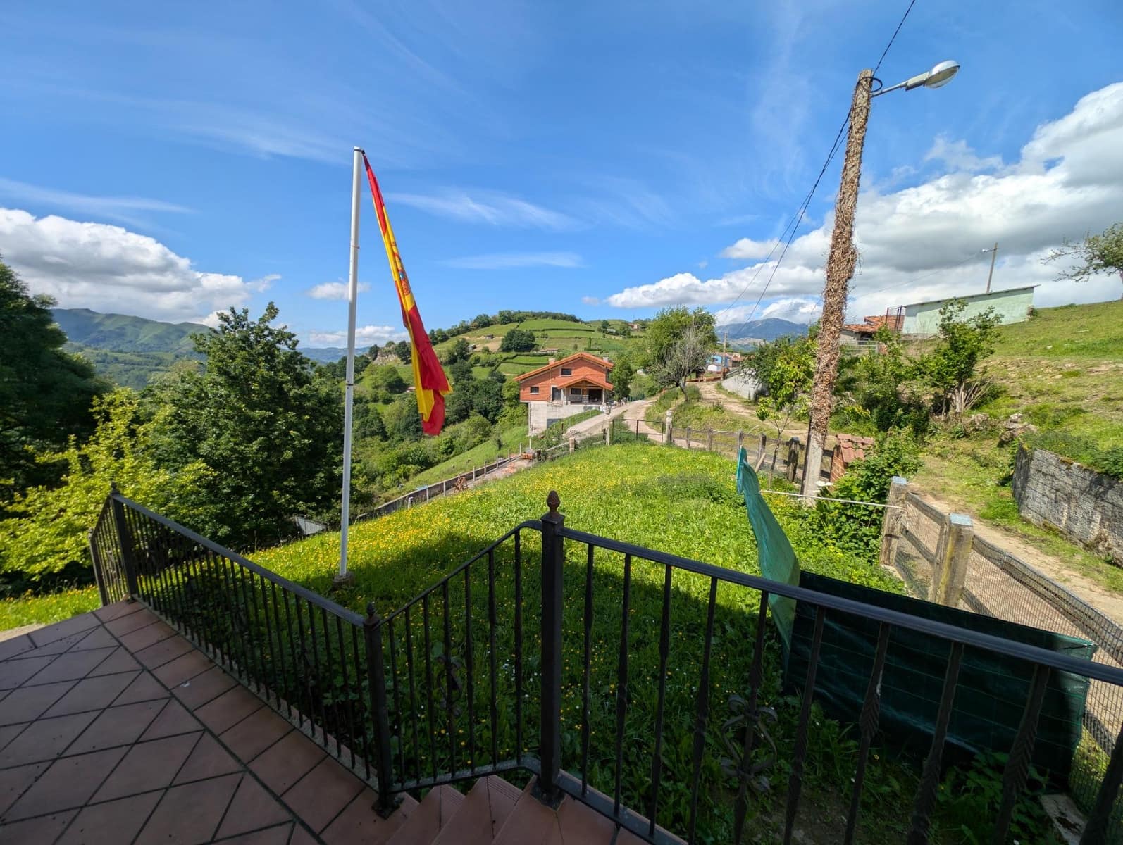 3 bedroom Villa for sale in Laviana with garage - € 159,000 (Ref: 9855673)