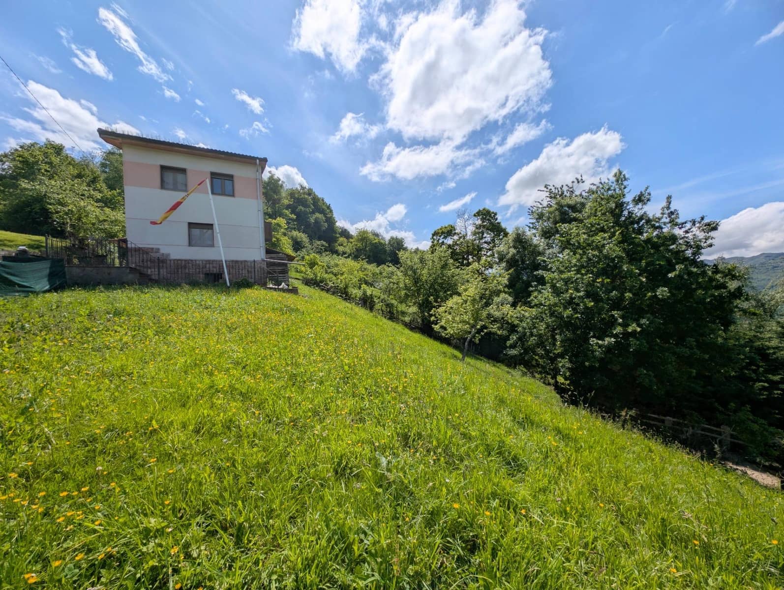 3 bedroom Villa for sale in Laviana with garage - € 159,000 (Ref: 9855673)