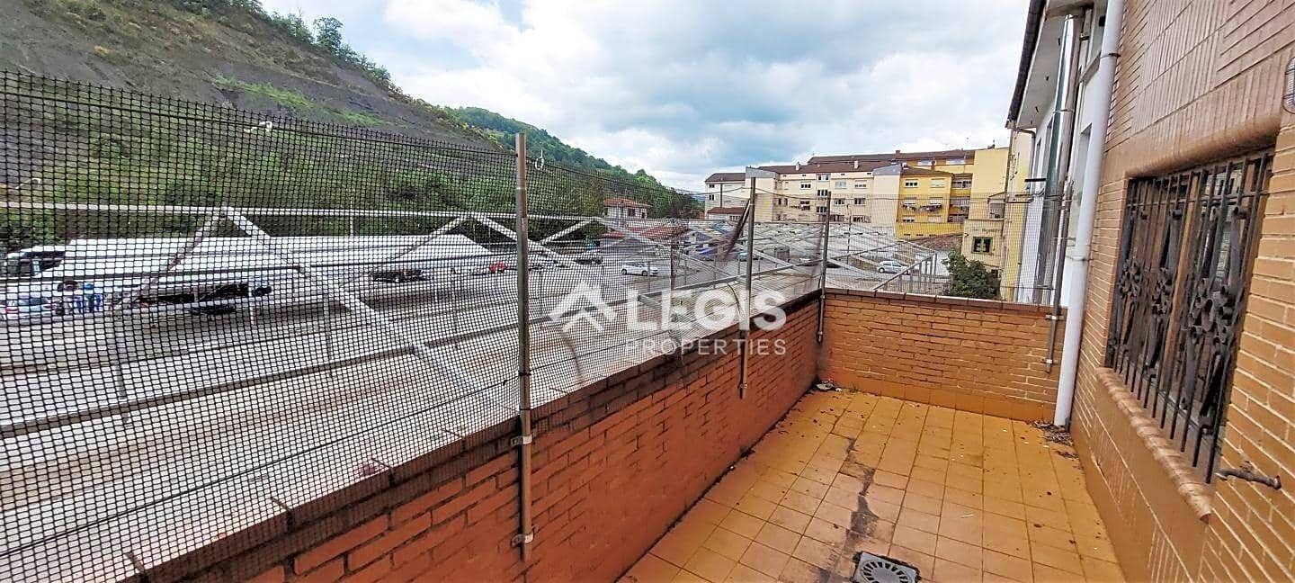 1 bedroom Commercial for sale in Aller - € 25,000 (Ref: 9860277)