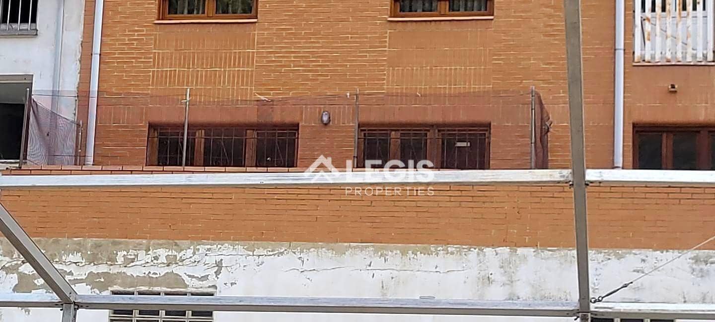 1 bedroom Commercial for sale in Aller - € 25,000 (Ref: 9860277)