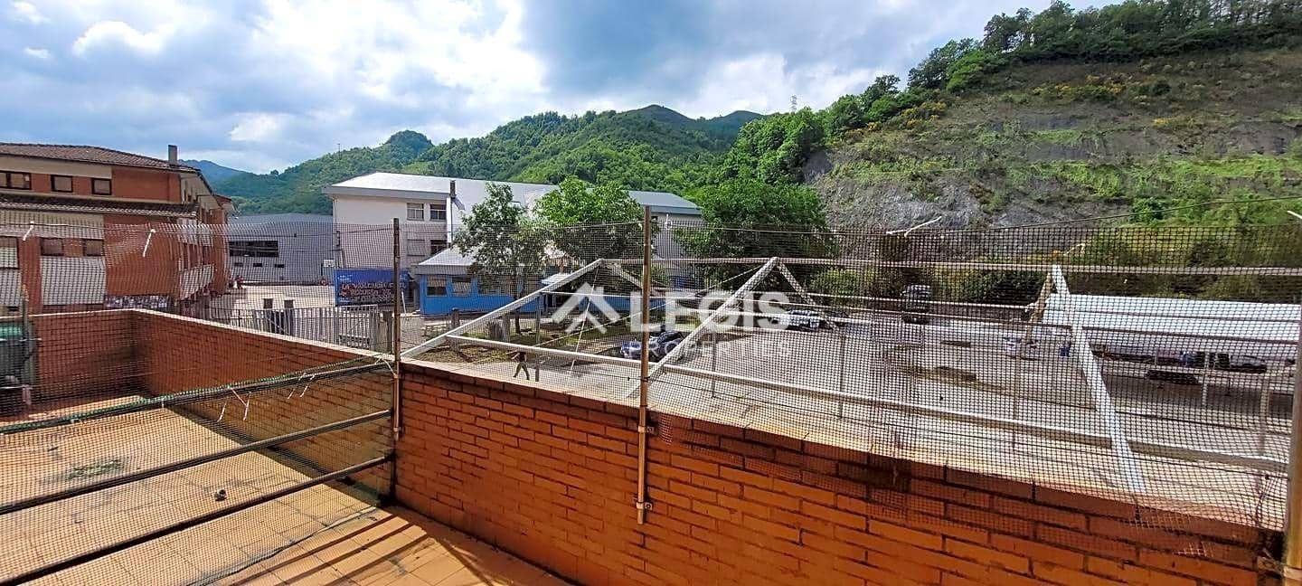 1 bedroom Commercial for sale in Aller - € 25,000 (Ref: 9860277)