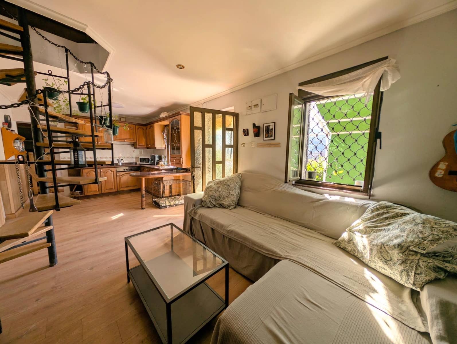 3 bedroom Villa for sale in Mieres with garage - € 120,000 (Ref: 9868807)