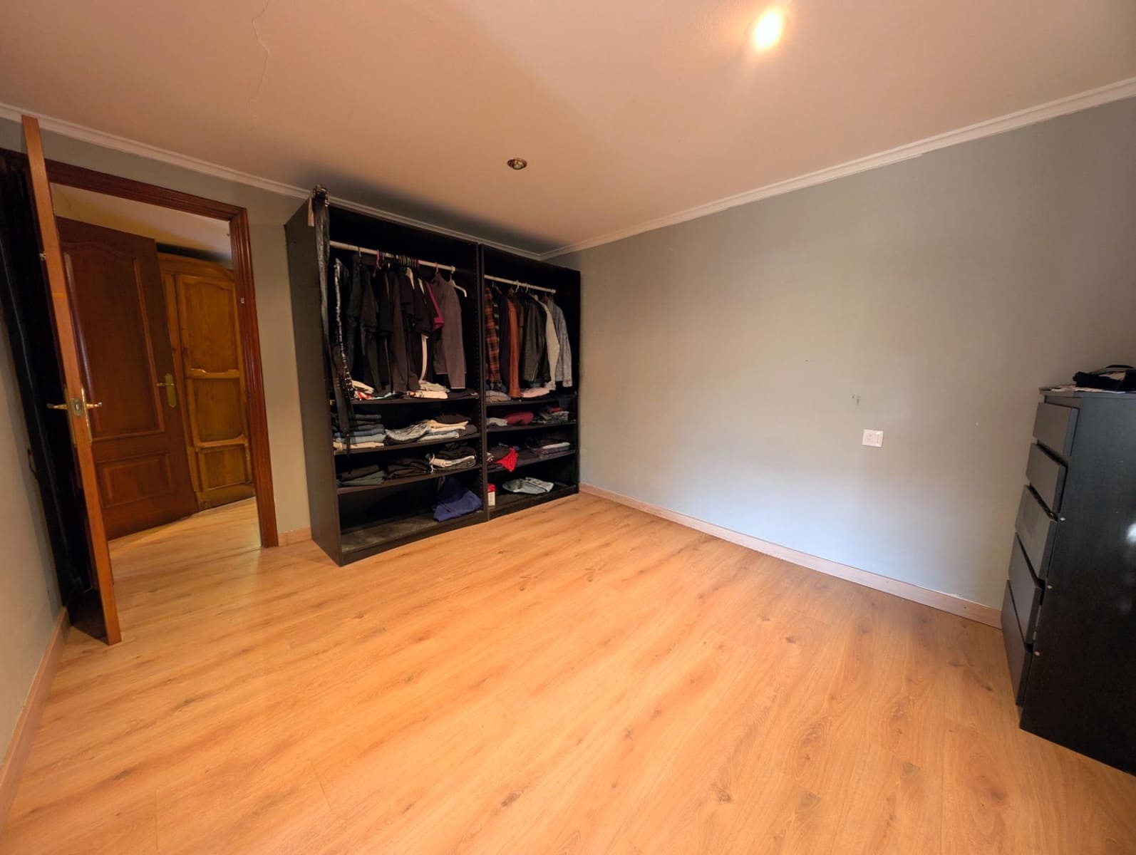 3 bedroom Villa for sale in Mieres with garage - € 120,000 (Ref: 9868807)