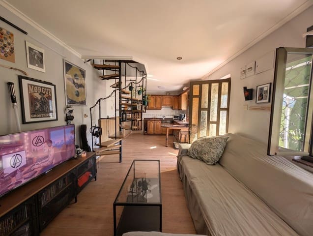3 soveværelse Villa til salg i Mieres med garage - € 120.000 (Ref: 9868807)