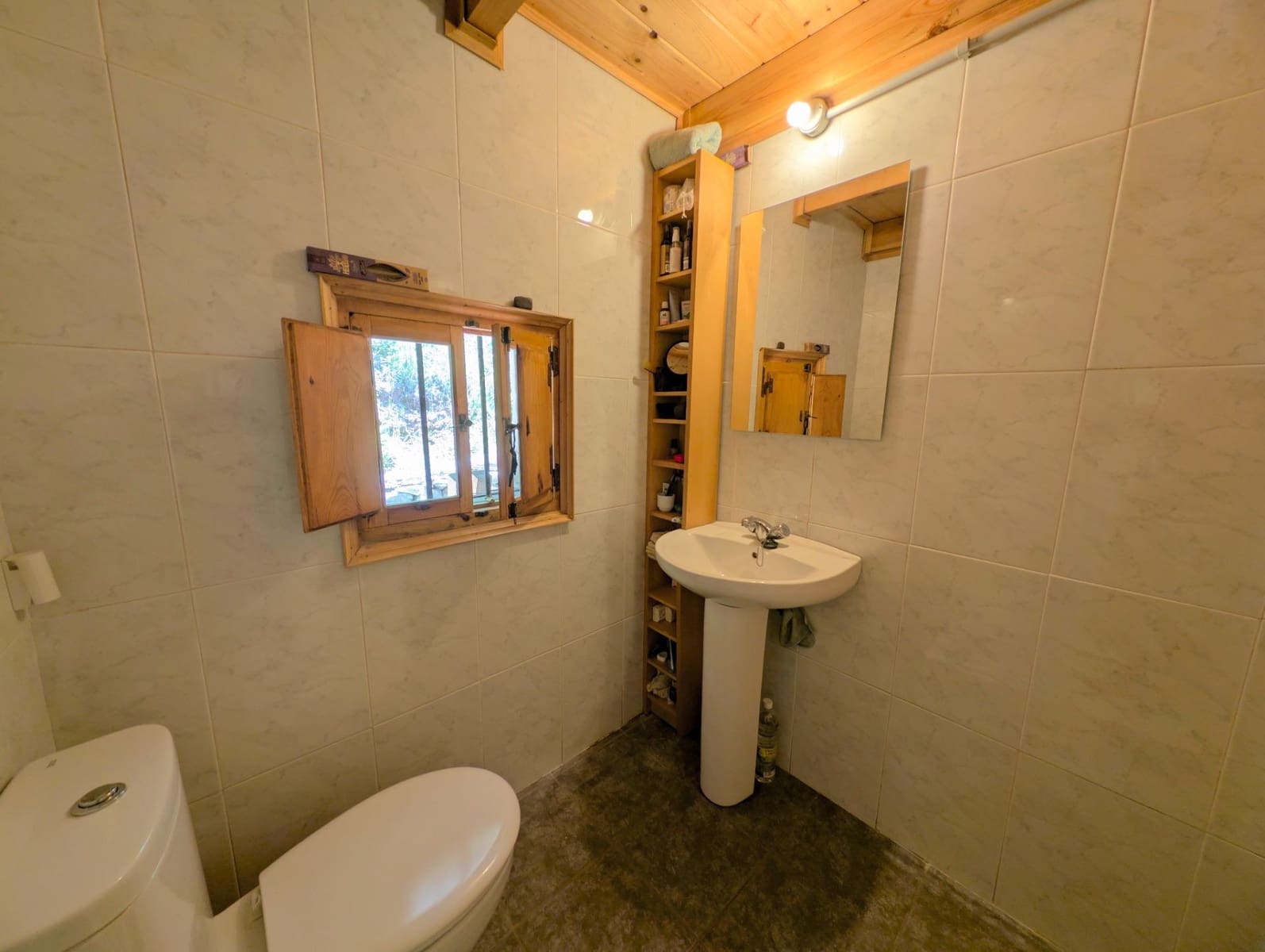 3 bedroom Villa for sale in Aller - € 86,000 (Ref: 9876616)