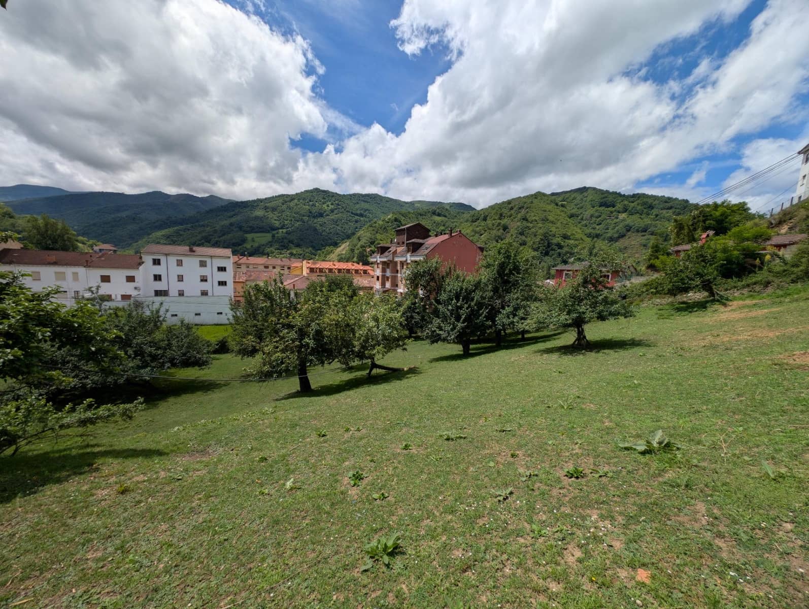 Villa for sale in Aller - € 60,000 (Ref: 9899029)