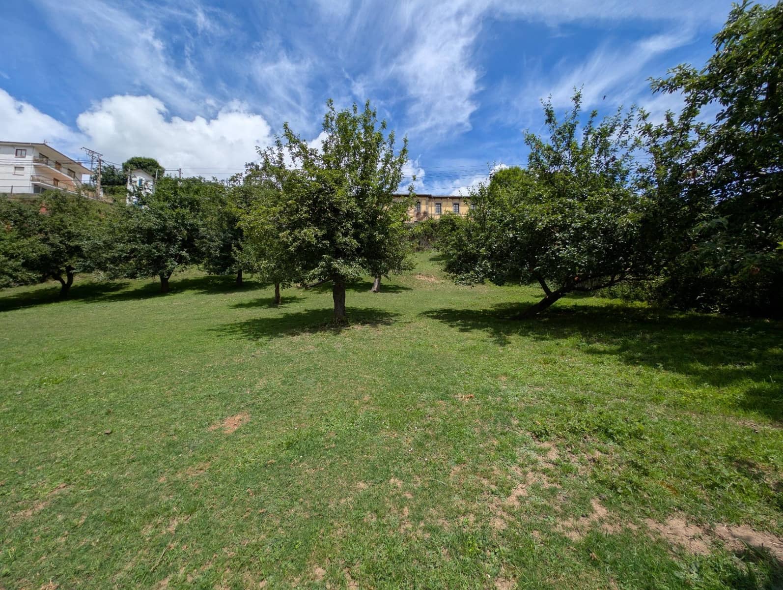 Villa for sale in Aller - € 60,000 (Ref: 9899029)