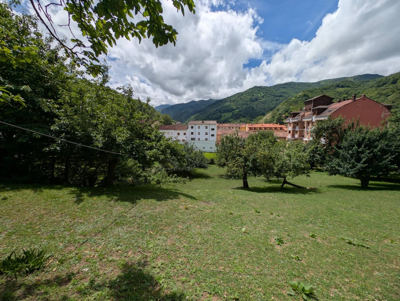 Villa for sale in Aller - € 60,000 (Ref: 9899029)
