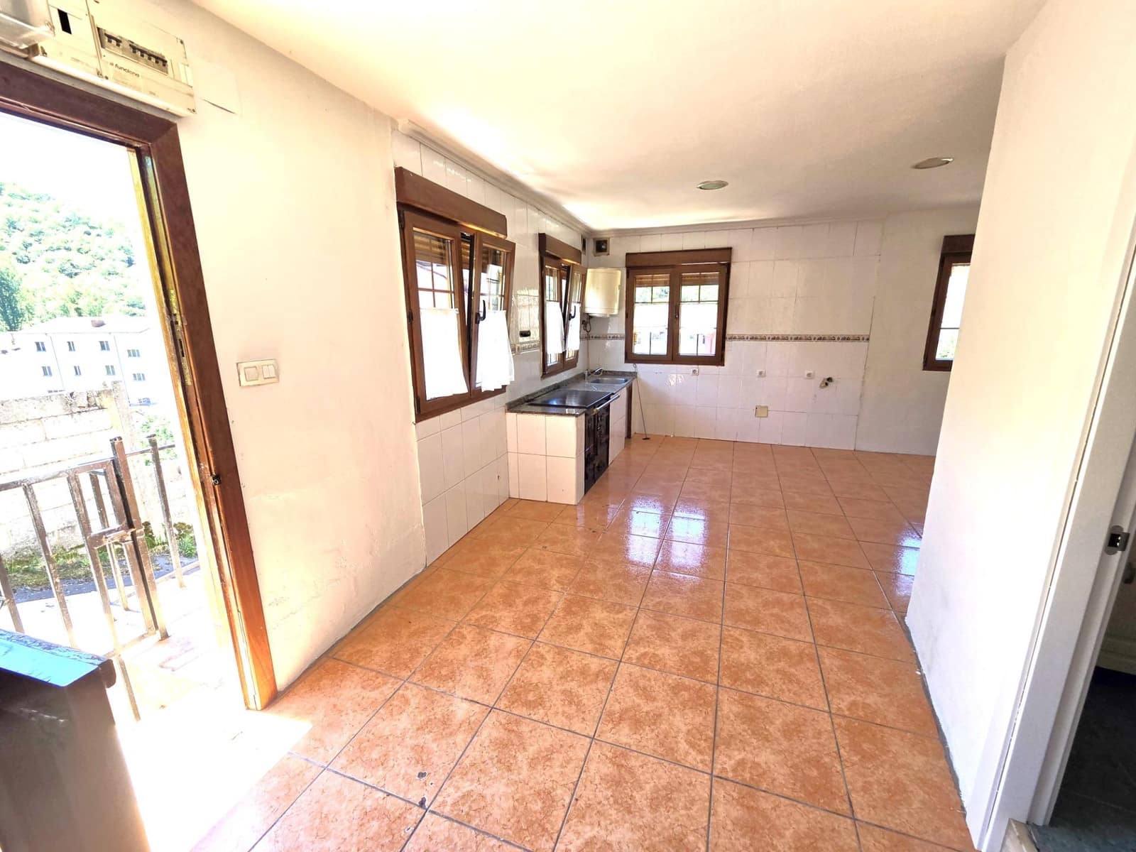 1 sovrum Villa till salu i Aller - 55 000 € (Ref: 9900231)