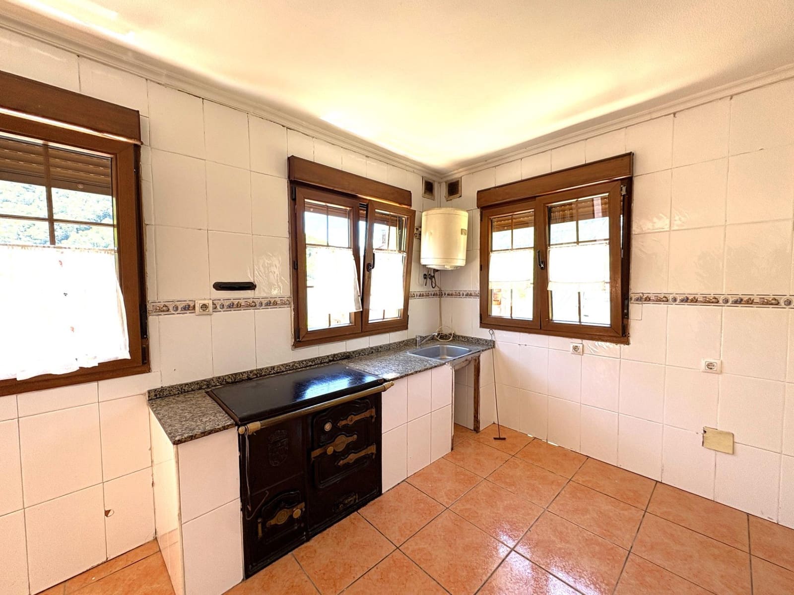 1 sovrum Villa till salu i Aller - 55 000 € (Ref: 9900231)