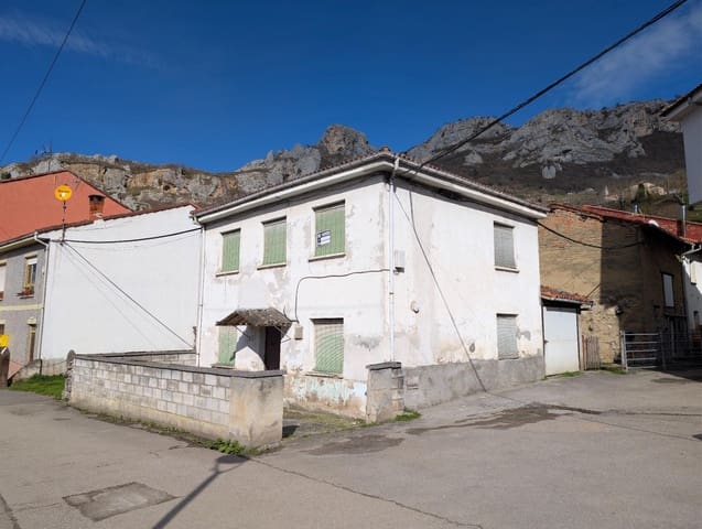 4 soveværelse Villa til salg i Aller med garage - € 55.000 (Ref: 9927625)