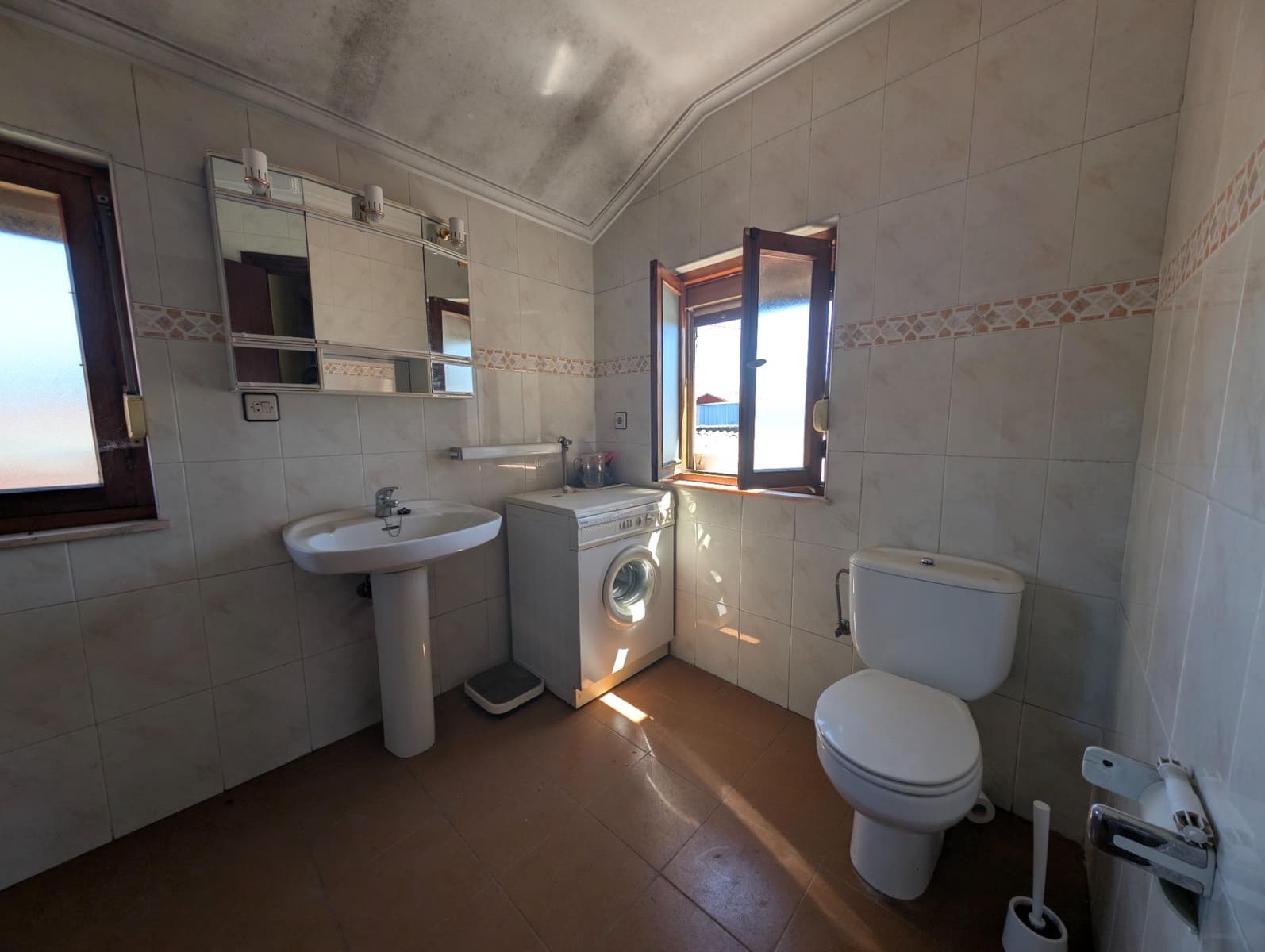 5 sovrum Villa till salu i Langreo - 50 000 € (Ref: 9949972)