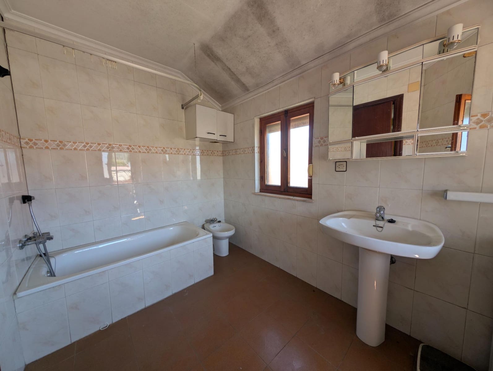 5 sovrum Villa till salu i Langreo - 50 000 € (Ref: 9949972)