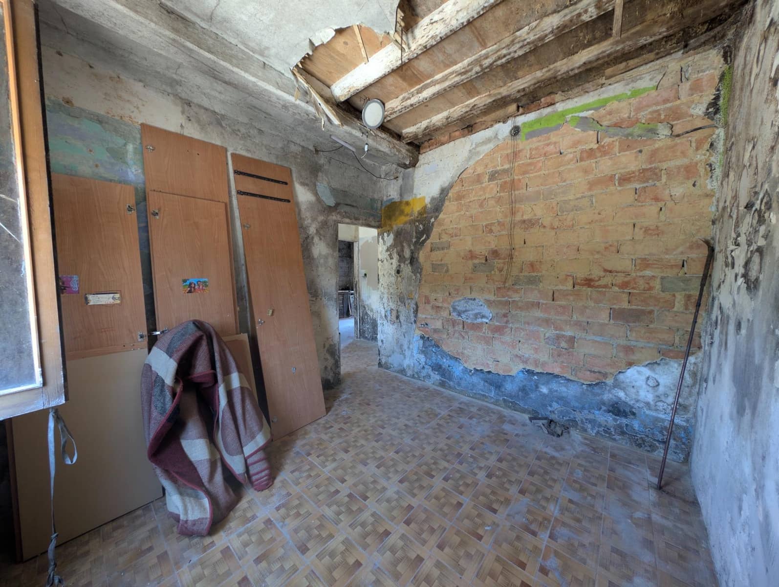 5 sovrum Villa till salu i Langreo - 50 000 € (Ref: 9949972)