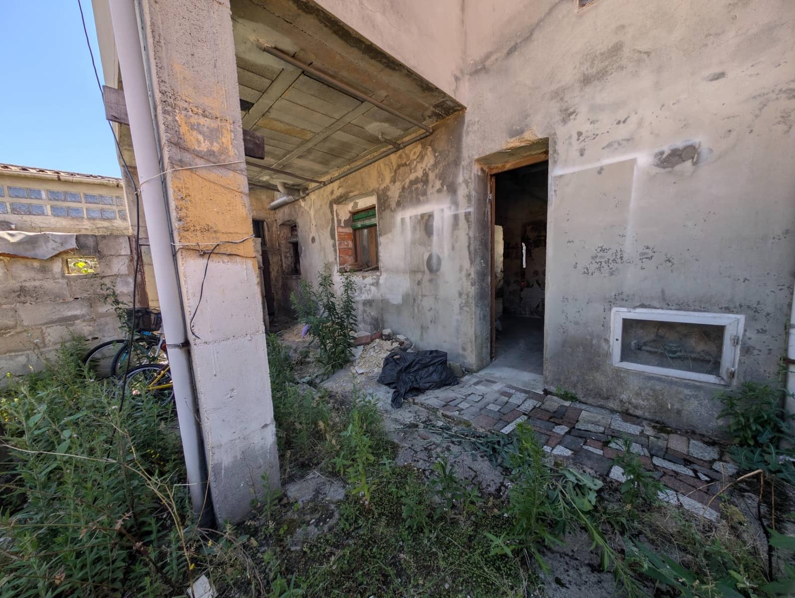 5 sovrum Villa till salu i Langreo - 50 000 € (Ref: 9949972)